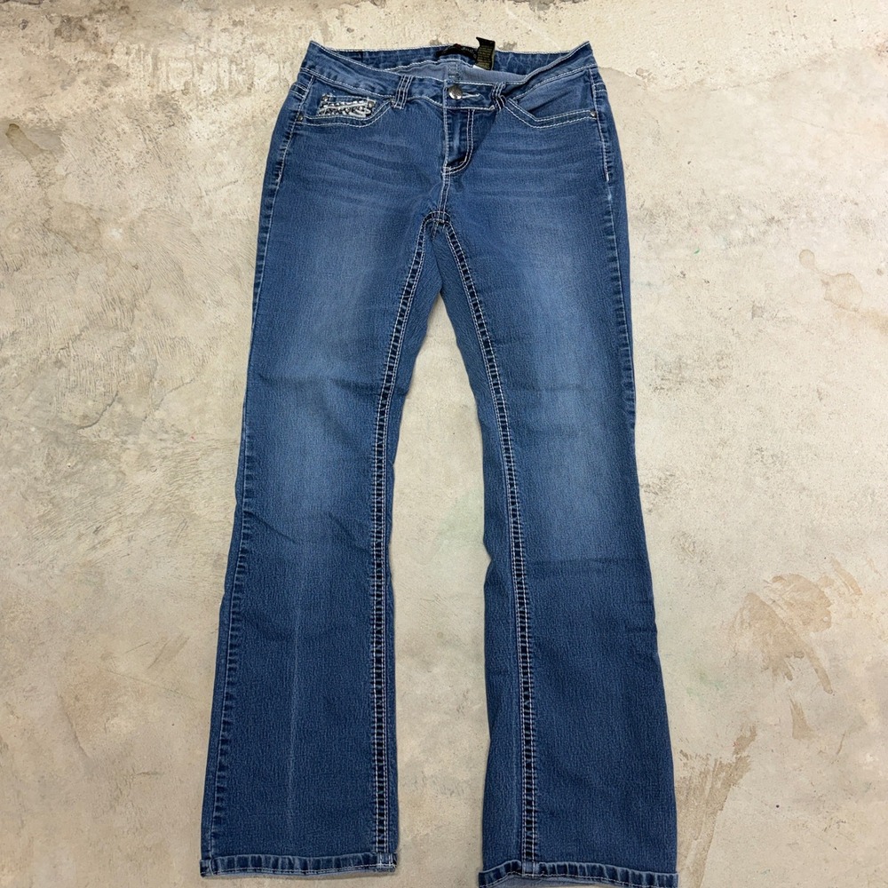 Love x Indigo Women's Blue Denim Jeans Embellished Wings Bootcut Size 6‎